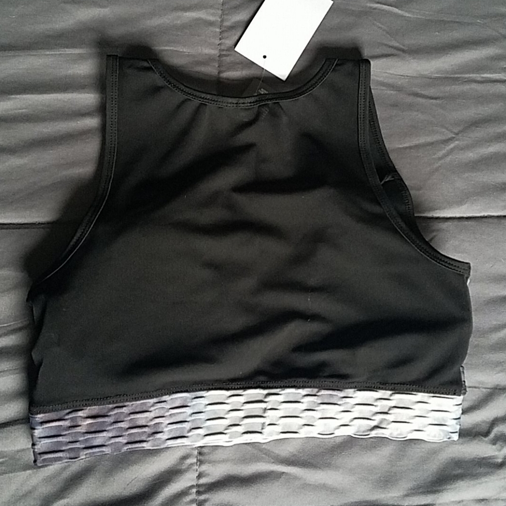 NWT athletic Set - Picture 3 of 3